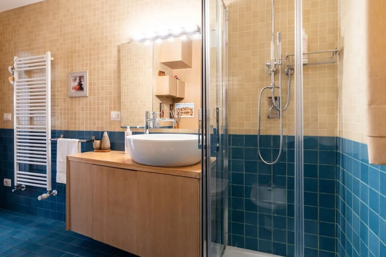 Levante 65 in Bari With 1 Bedrooms and 1 Bathrooms