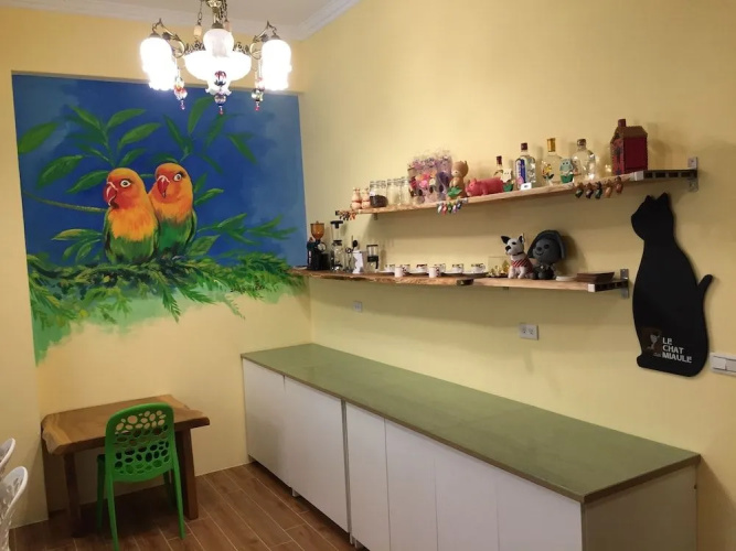 Holby No.8 Elevator Homestay