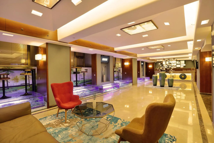 Lujia International Hotel