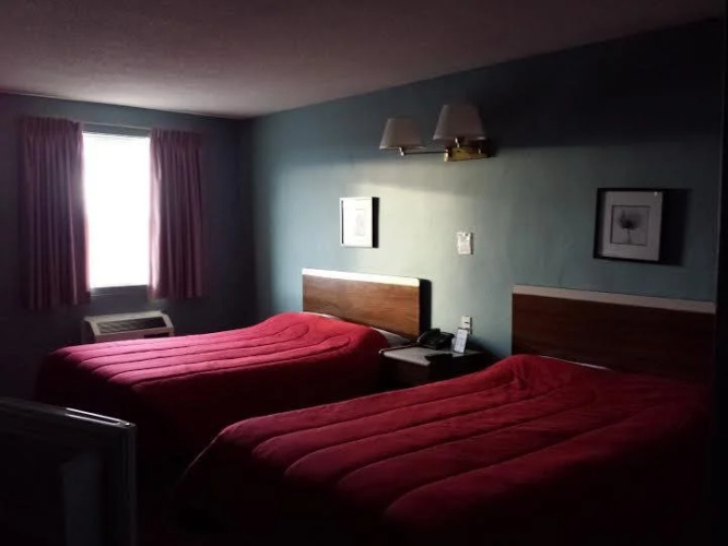 Motel Earlton