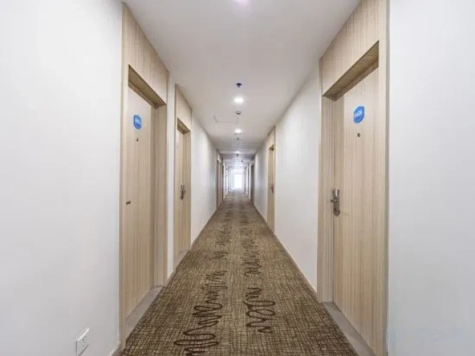 Hanting Hotel Shanghai North Xizang Road Station