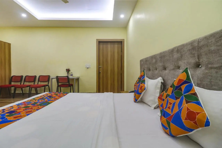 FabHotel Le Gardenia