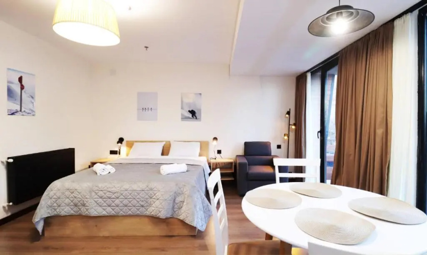 Joli s 2BR Apartment in Marshall project
