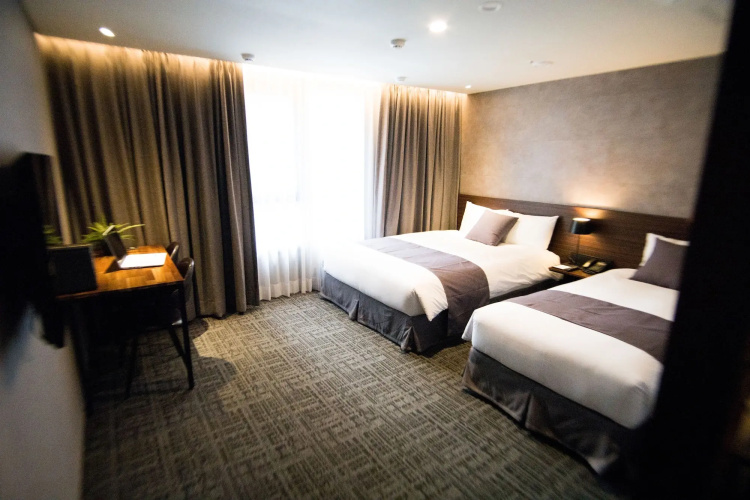 Hotel With Jeju