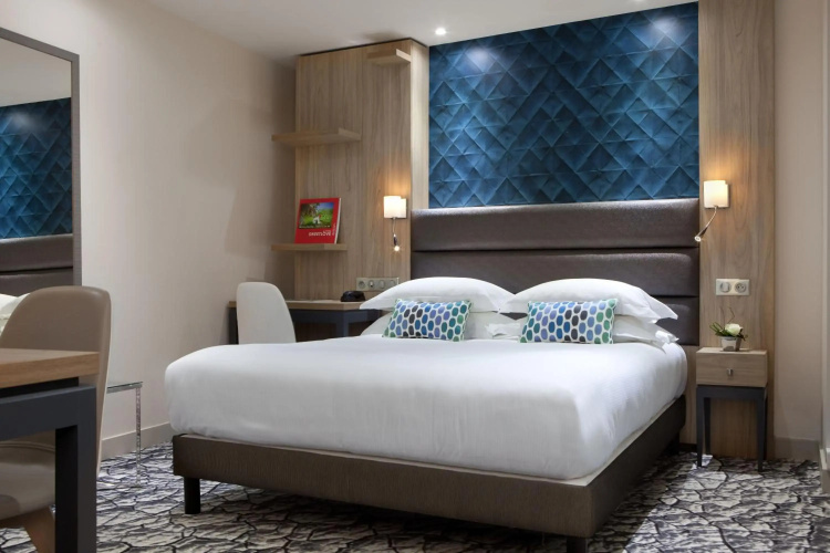 Serotel Suites
