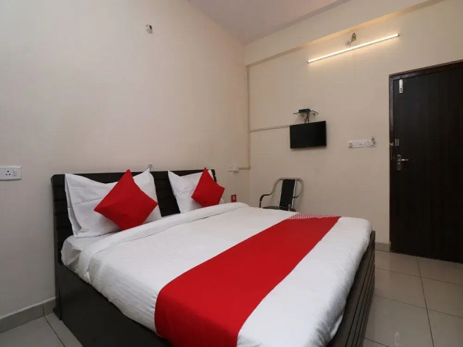 Aviraj By OYO Rooms