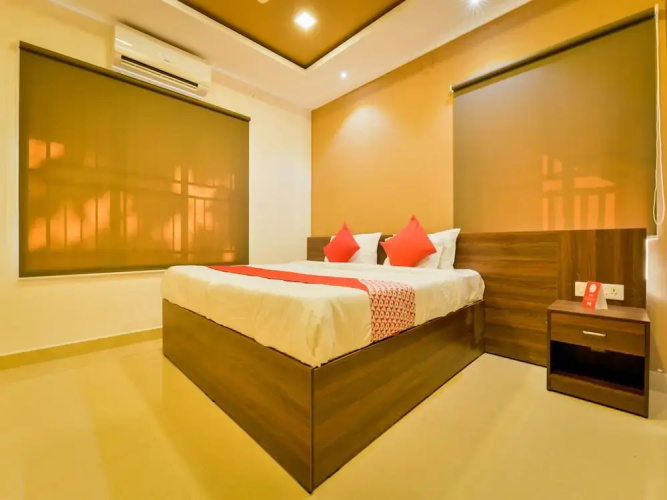 OYO Home 82829 Modern Studio