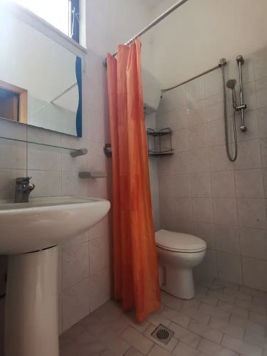 1 Bedroom Bungalow