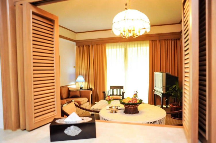 Wiang Indra Riverside Resort