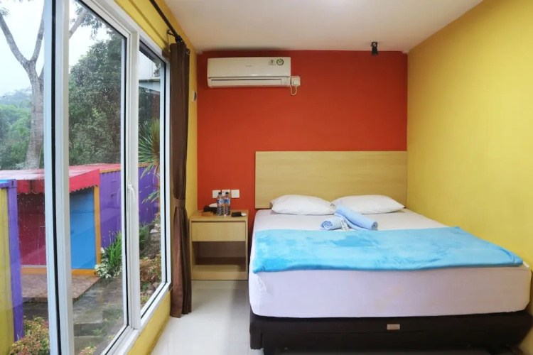 Container Inn Hotel