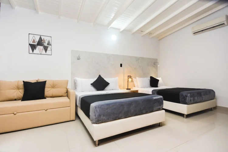 Standard Quadruple Family room