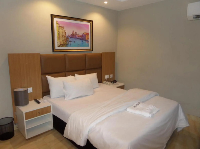 Blackwood Hotel