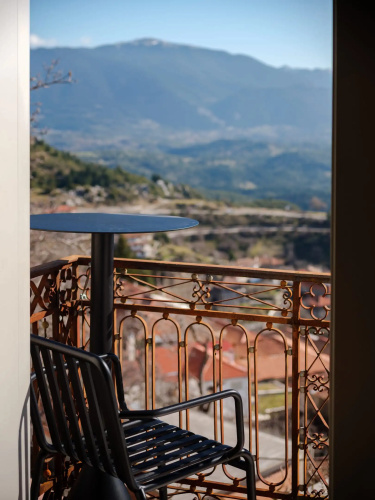 Moreas Peak Lodge