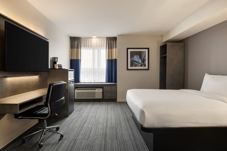 Microtel Inn And Suites By Wyndham Boisbriand photo 7