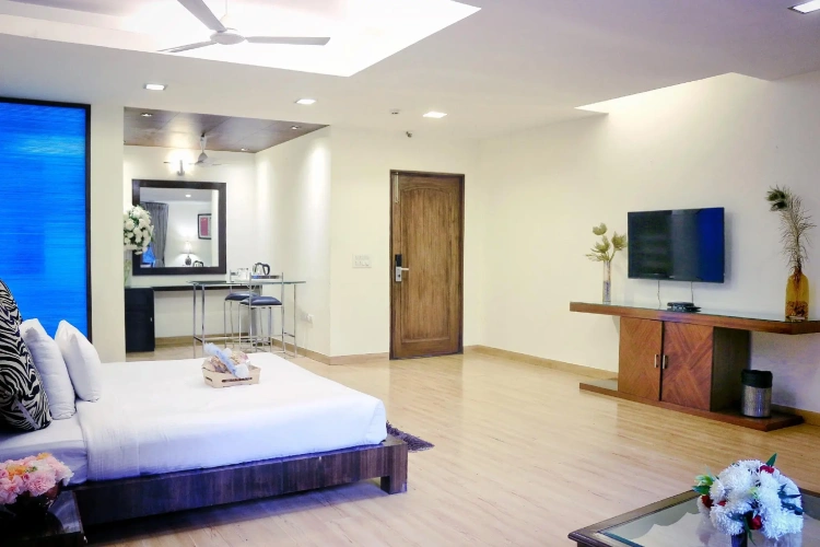 Double Suite