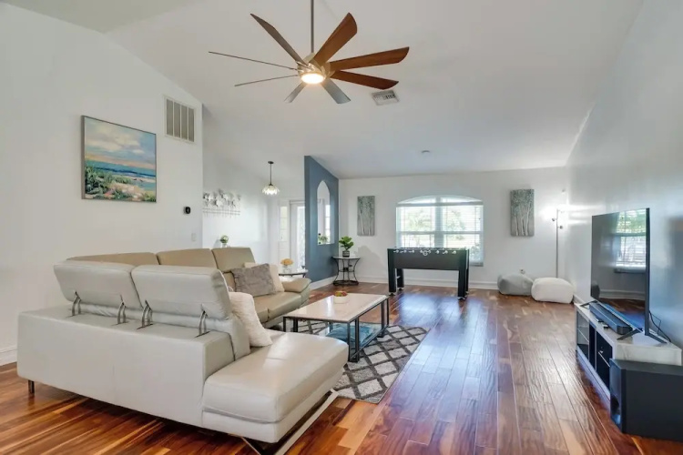 Cape Coral Vacation Rental: Close to Golf Courses!