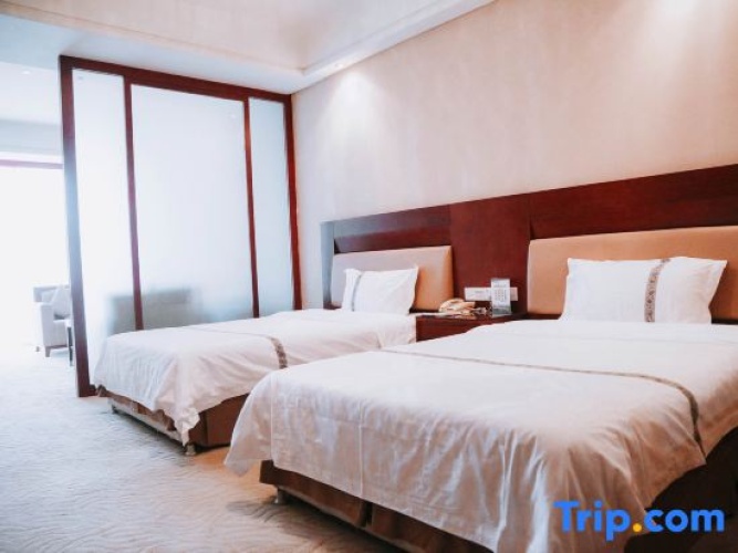 Superior Twin Suite