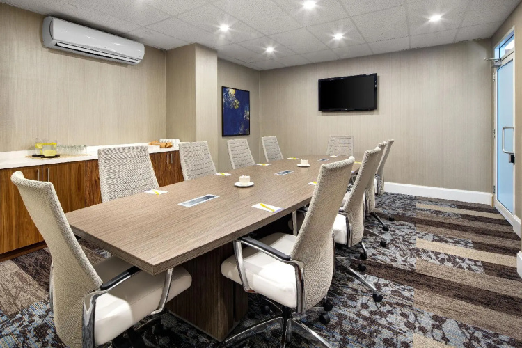 Hilton Garden Inn Toronto/Oakville photo 17