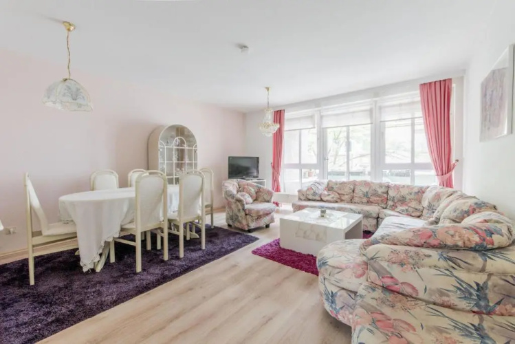 Id 6350 | Private Apartment