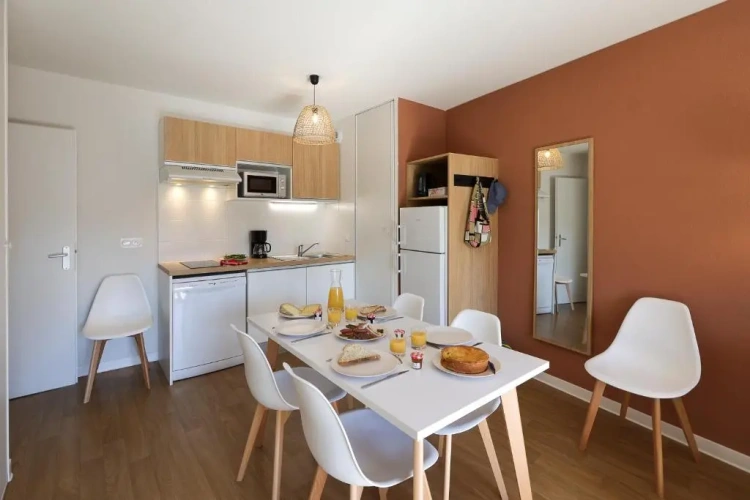1 Bedroom Double Apartment