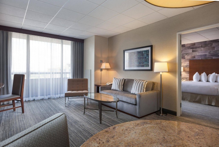 DoubleTree by Hilton Hotel & Suites Houston by the Galleria photo 9