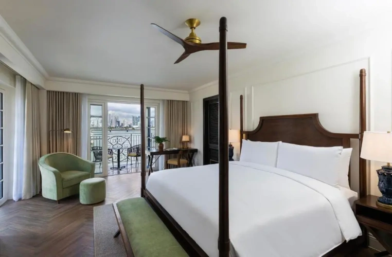 1 Bedroom Prestige Double Suite with balcony and oceanfront