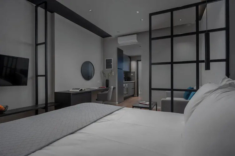 Hebrard Industrial Suites