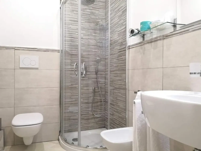 Classic Quadruple room with balcony and with sea view