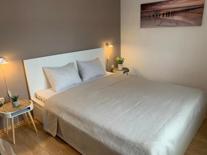 2 Bedrooms Apartment