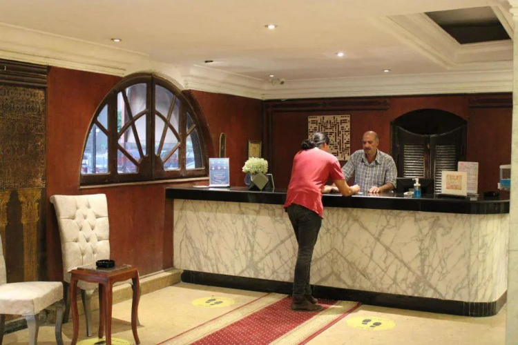 Maxim Hotel