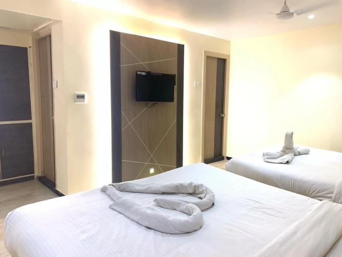 Hotel Temple City