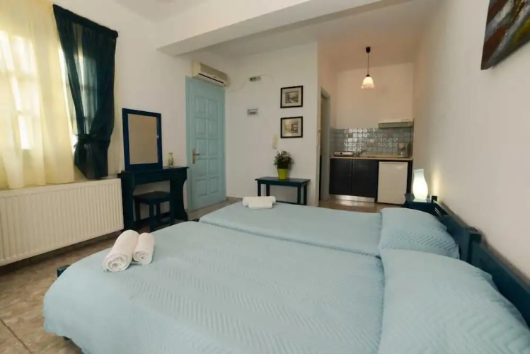 Dina Hotel