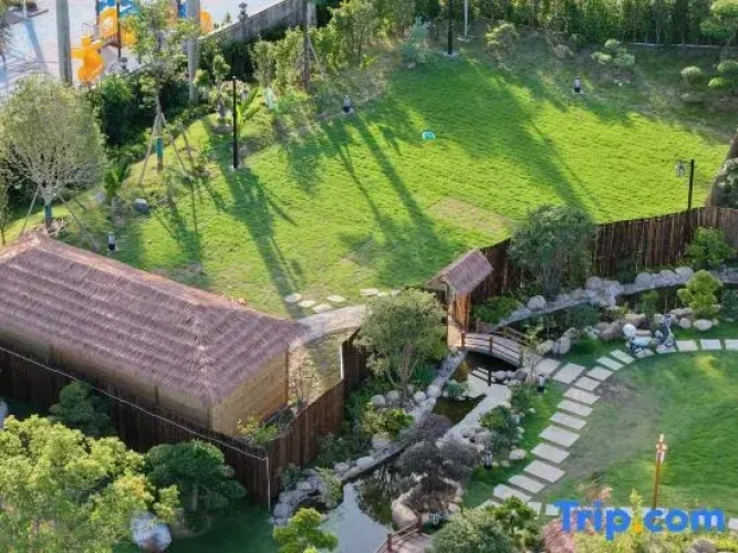 6 Bedrooms Standard room