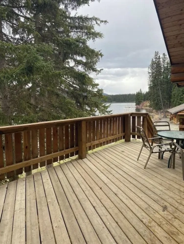 3 Bedrooms Chalet with lake view