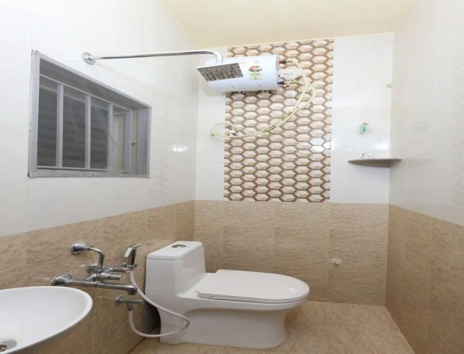 Deluxe Triple room with city view