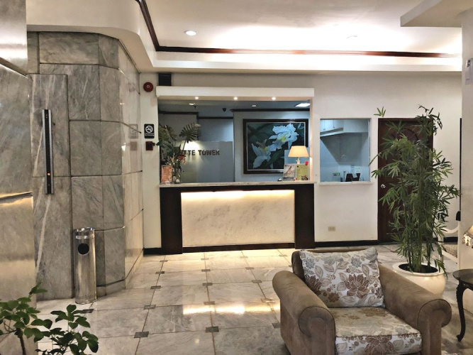 Destination Hotel at Sunette Tower