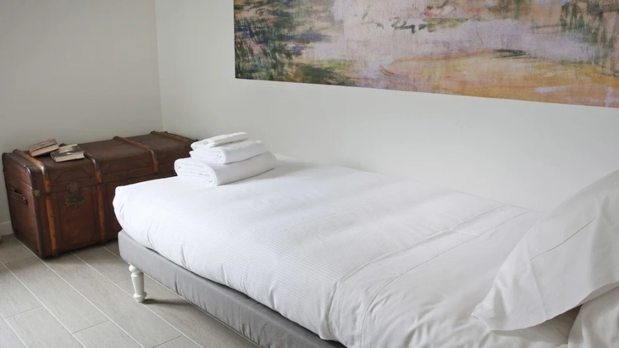 3 Bedrooms Apartment