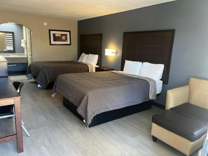 Deluxe Inn York