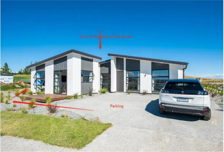 2 Bedrooms Apartment