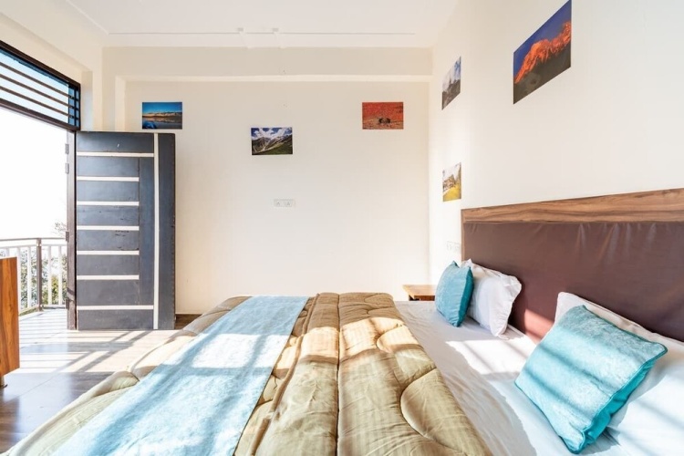 Standard Double room with mountain view