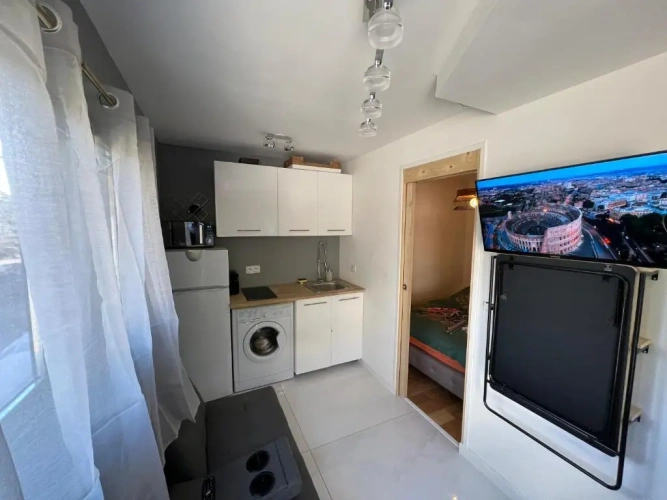 1 Bedroom Apartment