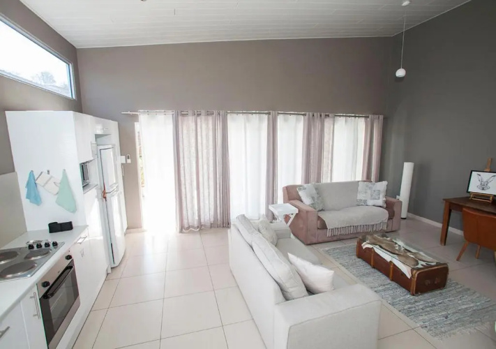 RnB's Studio Apartment