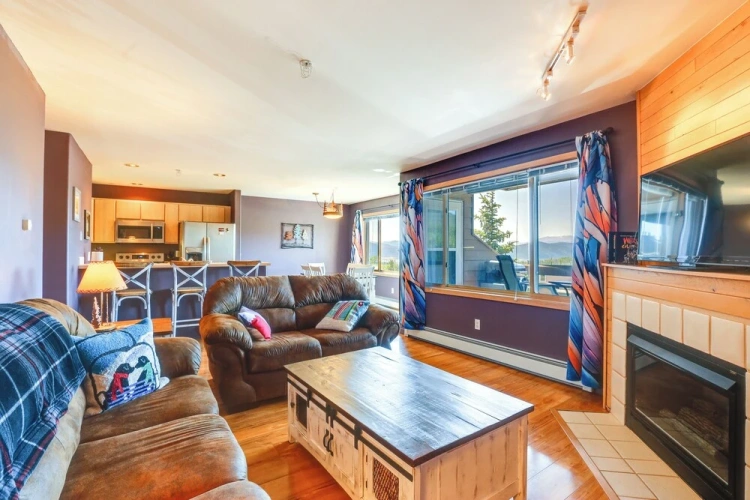 2 Bedrooms Apartment with balcony