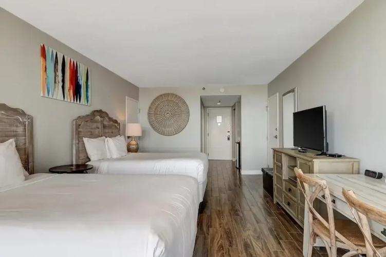 Bayside Inn 6786