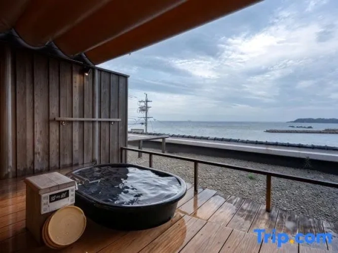 Standard Single room with ocean view