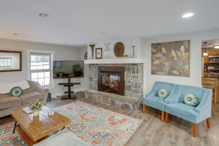5 Bedrooms Cottage