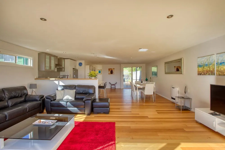 Seaview Apartment