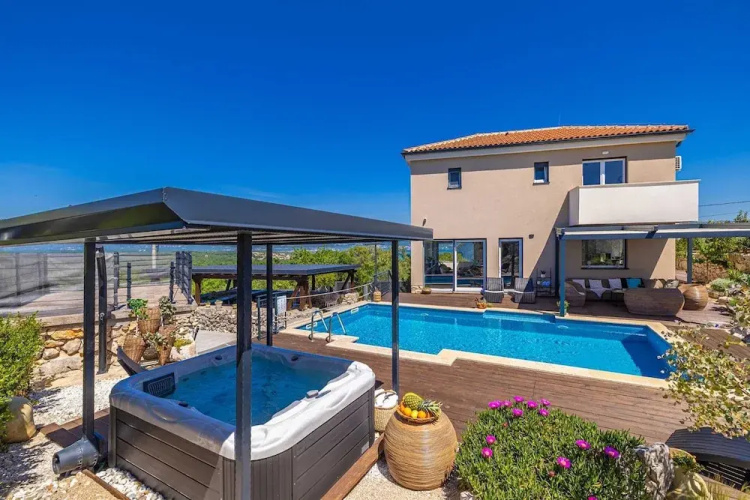 Villa Bella Vista in Tribulje