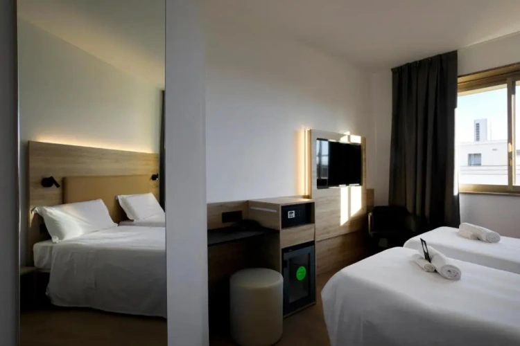 Twin room