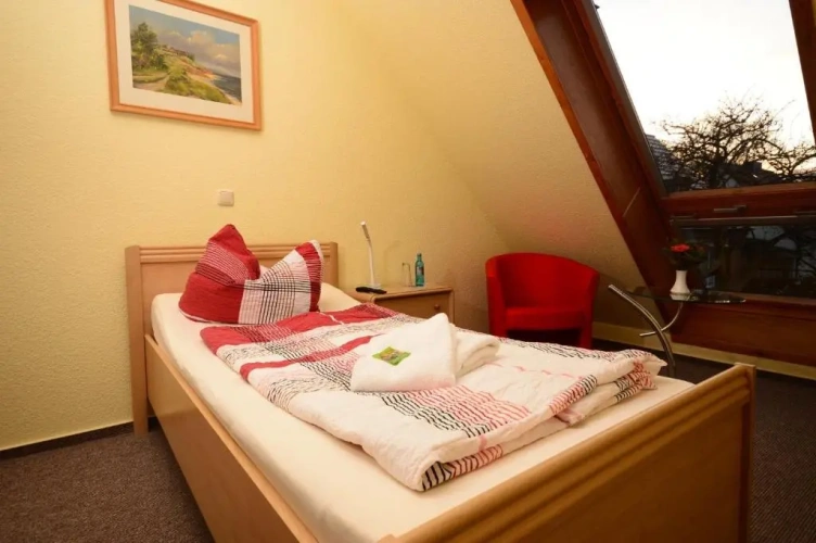 Standard Single room